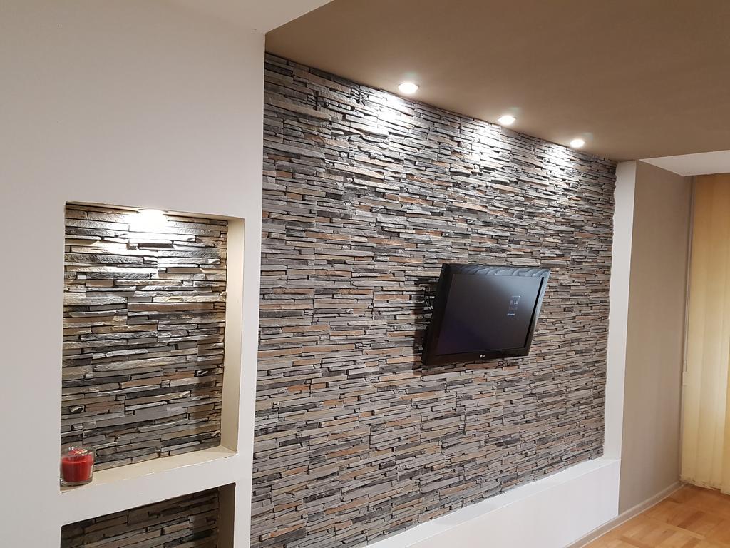 Woodstone Apartment Плоешти Экстерьер фото